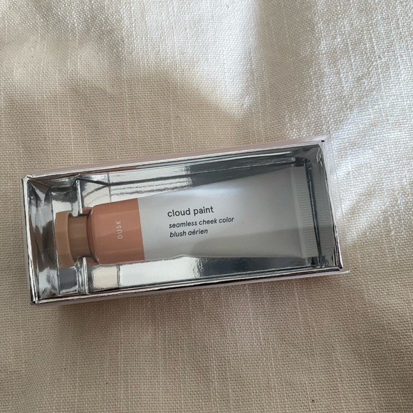 BNIB Glossier Cloud Paint - Picture 1 of 1